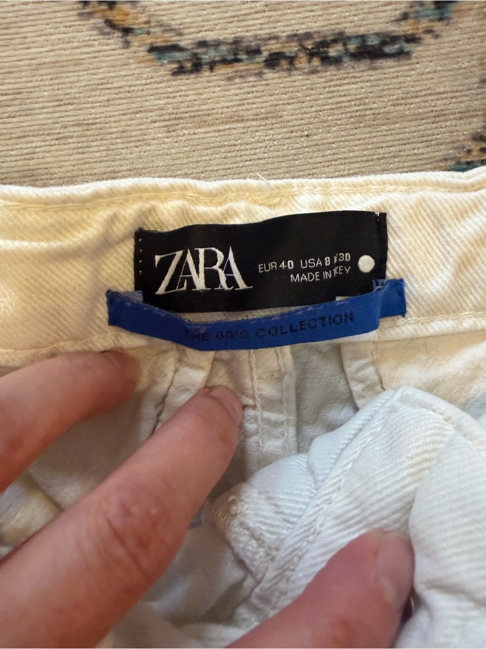 ZARA THE 80s COLLECTION High Rise Tapered Leg White Jeans size 8 - Picture 9 of 10